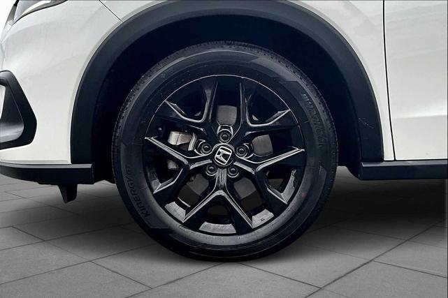 Photo of 2023 Platinum White Pearl Honda HR-V