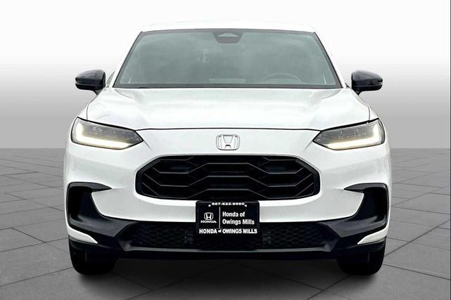 Photo of 2023 Platinum White Pearl Honda HR-V