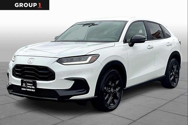 Photo of 2023 Platinum White Pearl Honda HR-V