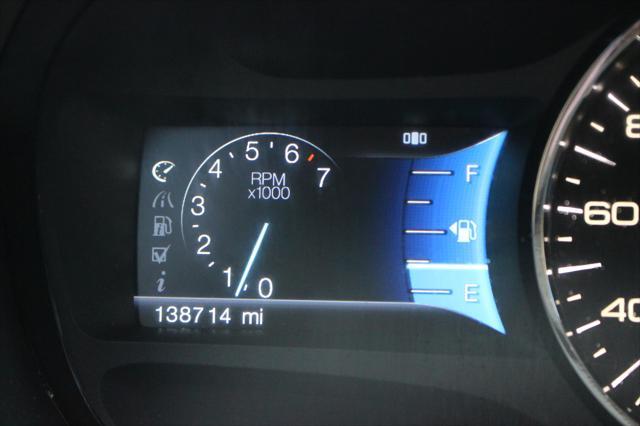 Photo of 2013 Tuxedo Black Metallic Ford Edge