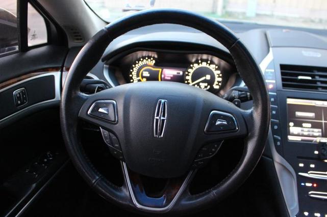 Photo of 2014 Tuxedo Black Lincoln MKZ