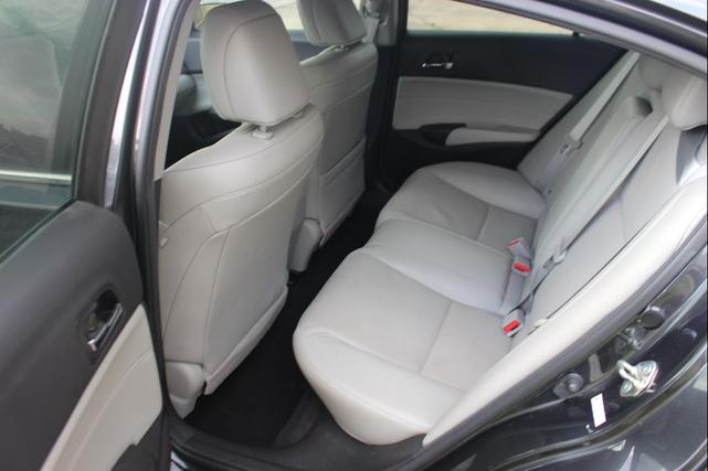 Photo of 2016 Graphite Luster Metallic Acura ILX