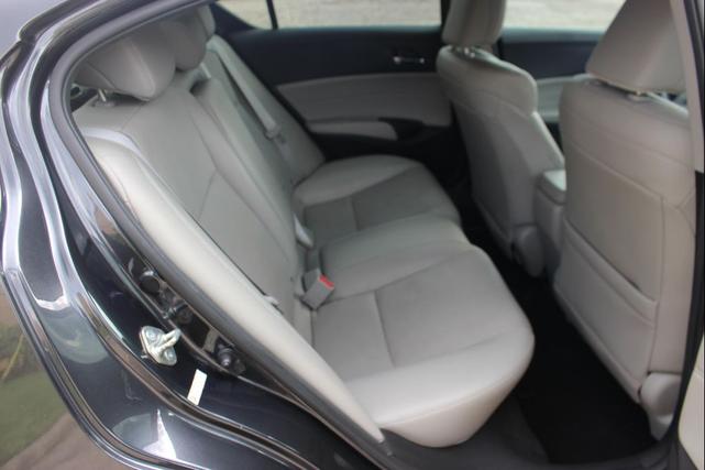 Photo of 2016 Graphite Luster Metallic Acura ILX