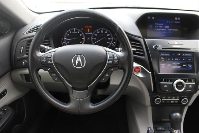 Photo of 2016 Graphite Luster Metallic Acura ILX