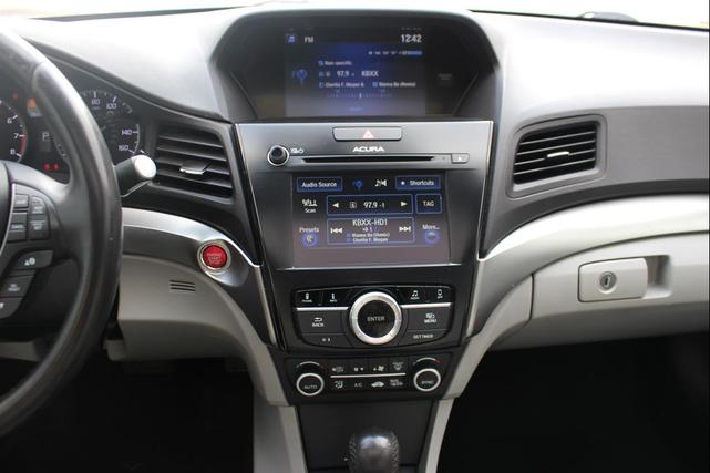 Photo of 2016 Graphite Luster Metallic Acura ILX