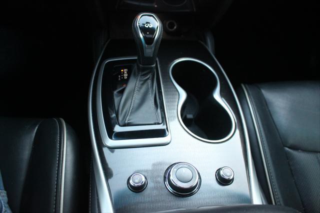 Photo of 2017 Black Obsidian INFINITI QX60