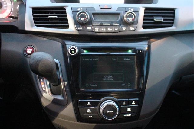 Photo of 2016 Crystal Black Pearl Honda Odyssey
