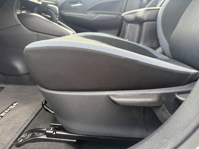 Photo of 2024 Brilliant Silver Metallic Nissan Versa