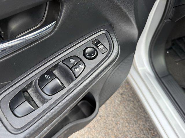 Photo of 2024 Brilliant Silver Metallic Nissan Versa