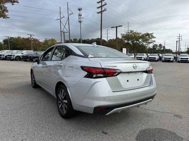 Photo of 2024 Brilliant Silver Metallic Nissan Versa