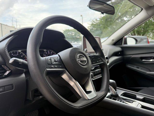 Photo of 2025 Rosewood Metallic Nissan Sentra