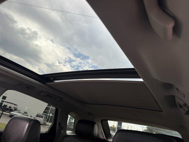 Photo of 2015 Black Raven Cadillac SRX