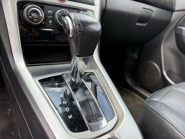 Photo of 2013 Arctic Ice Chevrolet Captiva Sport
