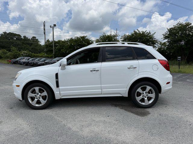 Photo of 2013 Arctic Ice Chevrolet Captiva Sport