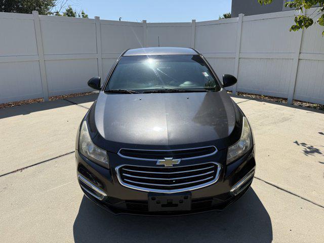 Photo of 2015 Tungsten Metallic Chevrolet Cruze