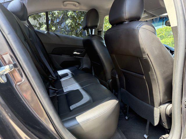Photo of 2015 Tungsten Metallic Chevrolet Cruze