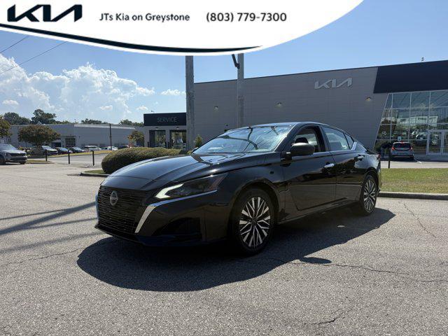 Photo of 2024 Super Black Nissan Altima