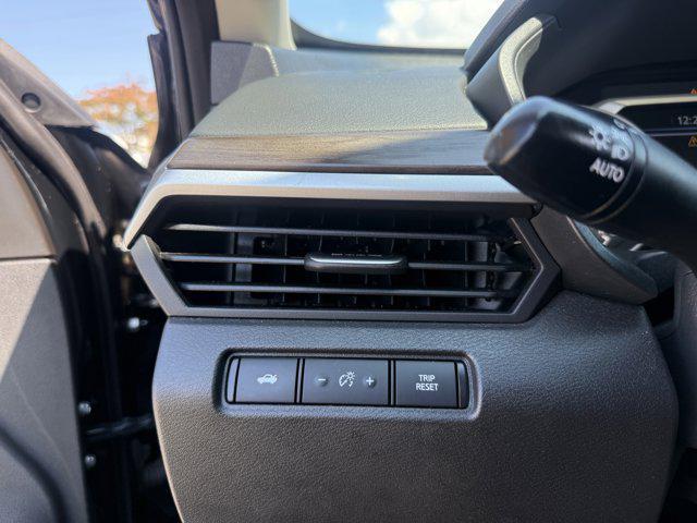 Photo of 2024 Super Black Nissan Altima