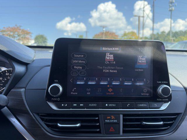 Photo of 2024 Super Black Nissan Altima