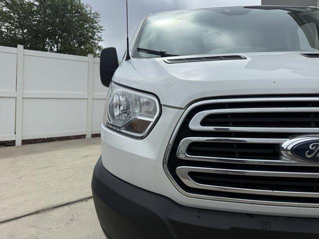 Photo of 2019  Ford Transit-250