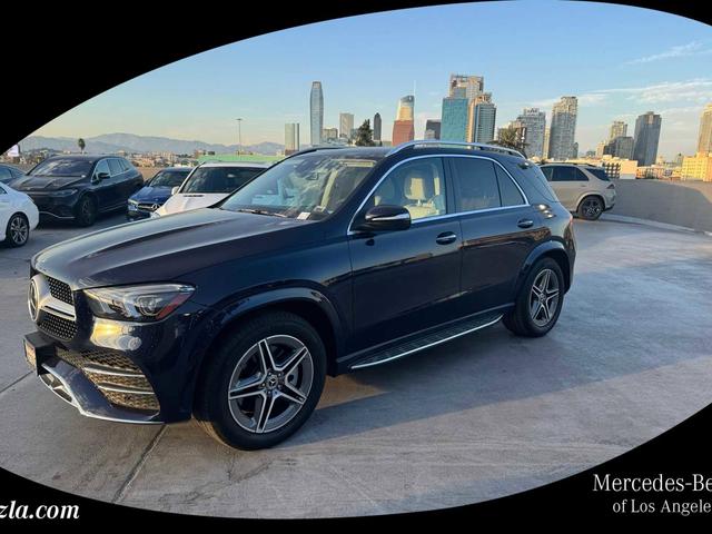 Photo of 2022 Cavansite Blue Metallic Mercedes-Benz GLE 450