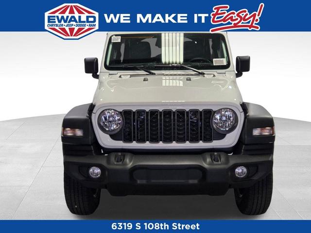 Photo of 2025 Bright White Clearcoat Jeep Wrangler