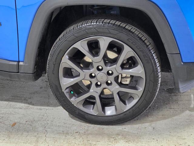 Photo of 2021 Laser Blue Jeep Compass