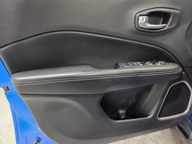 Photo of 2021 Laser Blue Jeep Compass