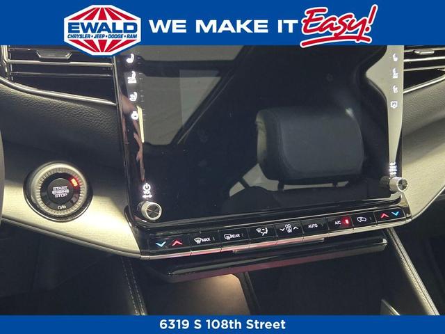 Photo of 2025 Velvet Red Pearlcoat Jeep Wagoneer