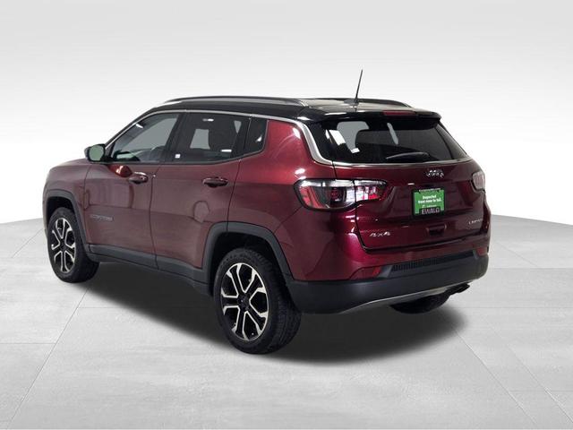 Photo of 2022 Velvet Red Pearlcoat Jeep Compass
