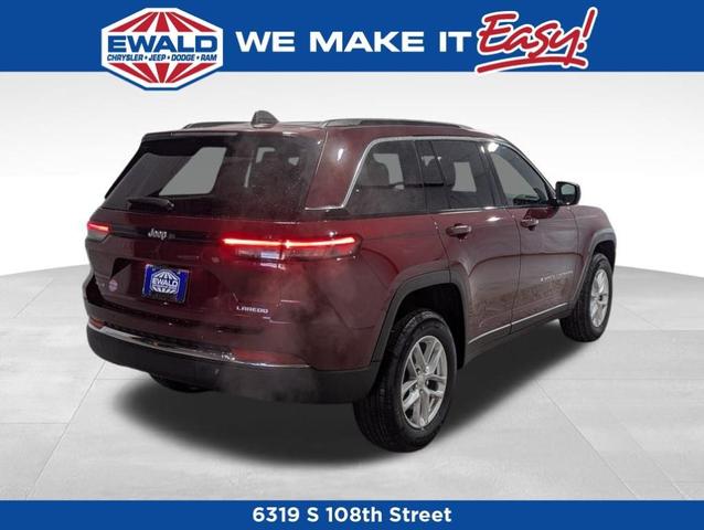 Photo of 2025 Velvet Red Pearlcoat Jeep Grand Cherokee
