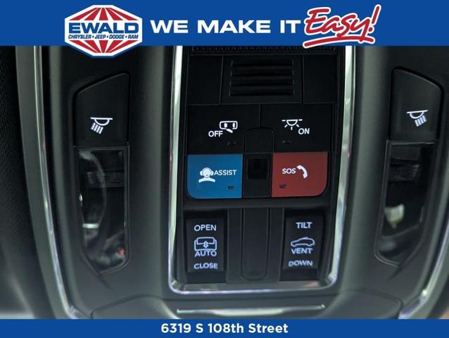Photo of 2025 Velvet Red Pearlcoat Jeep Grand Cherokee
