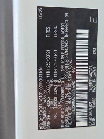 Photo of 2025 Eminent White Pearl Lexus RX 350