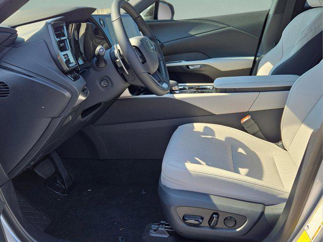 Photo of 2025 Iridium Lexus RX 350