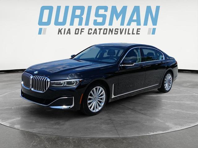 Photo of 2022 Black Sapphire Metallic BMW 740