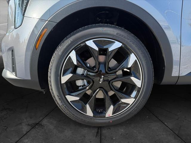Photo of 2025 Everlasting Silver Kia Sorento