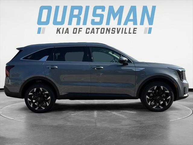 Photo of 2025 Everlasting Silver Kia Sorento