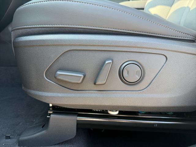 Photo of 2025 Everlasting Silver Kia Sorento