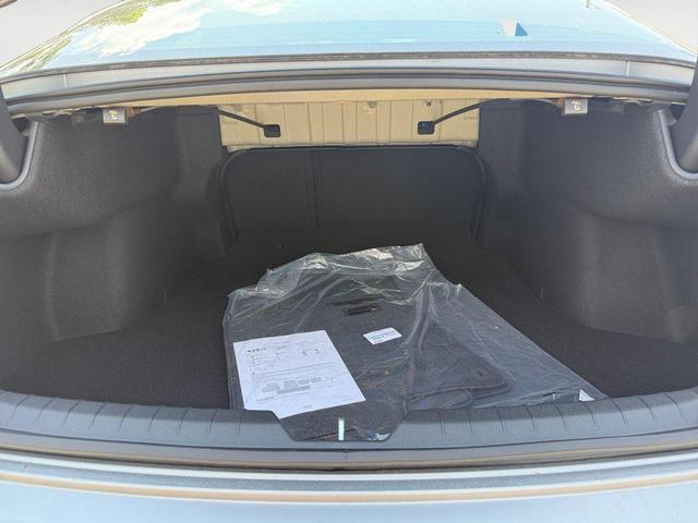 Photo of 2025 Steel Matte Gray Kia K5