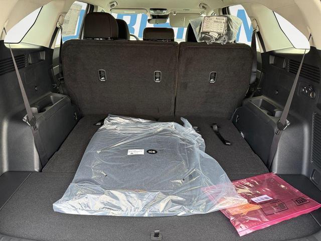 Photo of 2026 White Pearl Kia Sorento