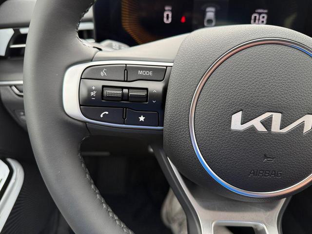 Photo of 2026 Aurora Blue Kia K5