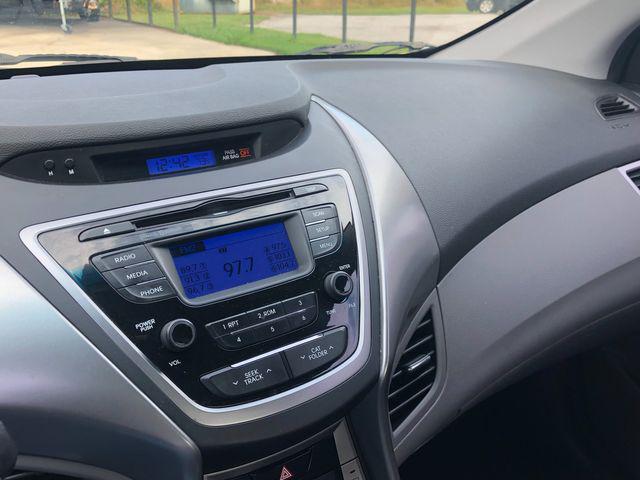 Photo of 2013 Black Hyundai ELANTRA