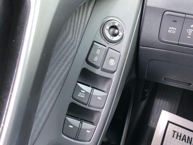 Photo of 2013 Black Hyundai ELANTRA