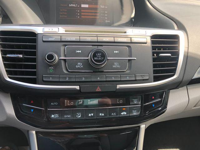 Photo of 2017 Lunar Silver Metallic Honda Accord