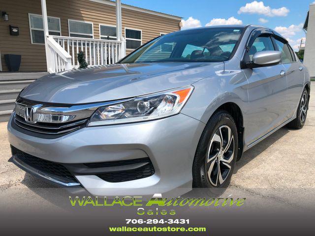 Photo of 2017 Lunar Silver Metallic Honda Accord