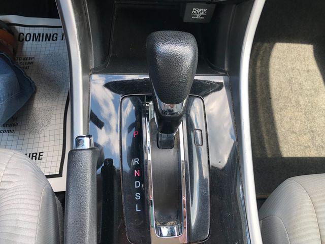 Photo of 2017 Lunar Silver Metallic Honda Accord