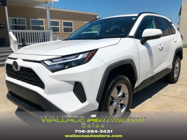 Photo of 2023 Ice Cap Toyota RAV4
