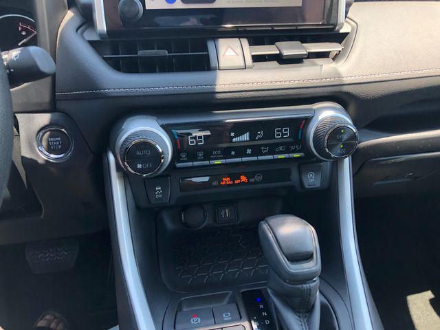 Photo of 2023 Ice Cap Toyota RAV4