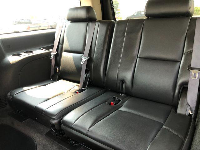 Photo of 2012 Black Chevrolet Suburban