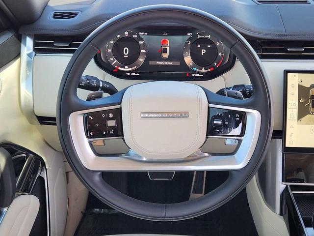 Photo of 2024 Fuji White Land Rover Range Rover